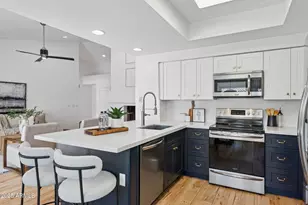 10567 E Mission Ln, Scottsdale, AZ 85258 - Photo 13