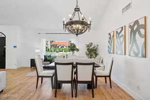 10567 E Mission Ln, Scottsdale, AZ 85258 - Photo 5