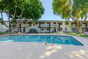 749 E Montebello Ave, Phoenix, AZ 85014 - Photo 27