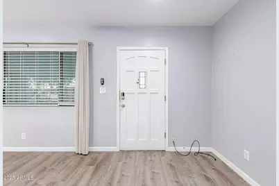 749 E Montebello Avenue #230, Phoenix, AZ 85014 - Photo 5