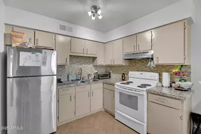 3626 N 37th Street #7, Phoenix, AZ 85018 - Photo 9