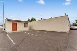 3626 N 37th St, Phoenix, AZ 85018 - Photo 23