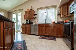 17738 N Phoenician Dr, Surprise, AZ 85374 - Photo 25