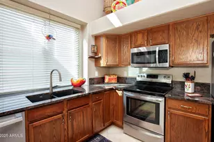 17738 N Phoenician Dr, Surprise, AZ 85374 - Photo 23