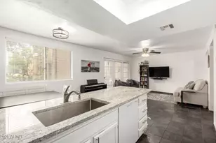 18811 N 19th Ave, Phoenix, AZ 85027 - Photo 13