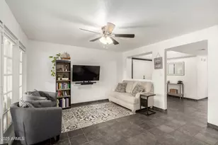 18811 N 19th Ave, Phoenix, AZ 85027 - Photo 9