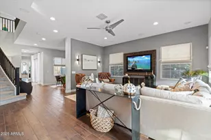 4615 E Navigator Ln, Phoenix, AZ 85050 - Photo 7