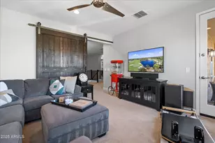 4615 E Navigator Ln, Phoenix, AZ 85050 - Photo 17