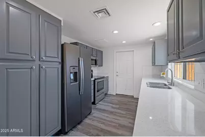 1403 W Los Arboles Place, Chandler, AZ 85224 - Photo 3