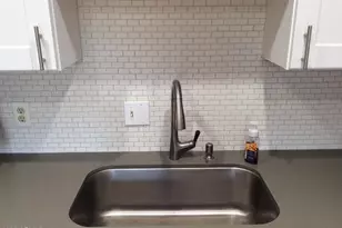 1012 E Highland Ave, Phoenix, AZ 85014 - Photo 11