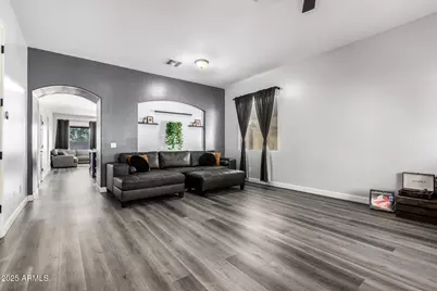 42044 N 44th Drive, Phoenix, AZ 85086 - Photo 7