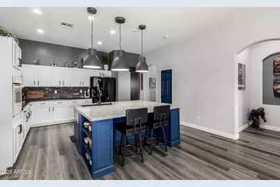 42044 N 44th Drive, Phoenix, AZ 85086 - Photo 13