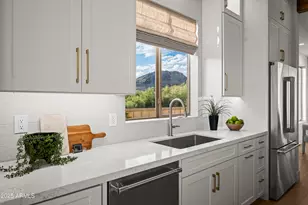 3153 E Sierra Vista Dr, Phoenix, AZ 85016 - Photo 13