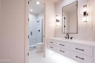 3153 E Sierra Vista Dr, Phoenix, AZ 85016 - Photo 35