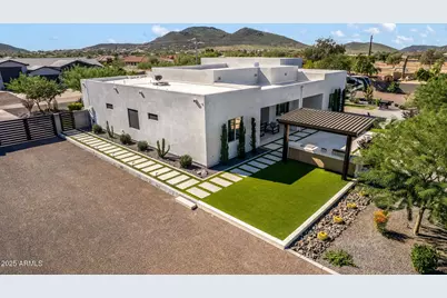 37239 N 11th Avenue, Phoenix, AZ 85086 - Photo 9