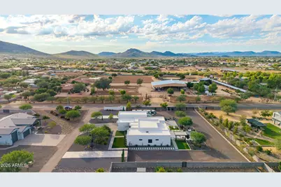 37239 N 11th Avenue, Phoenix, AZ 85086 - Photo 95