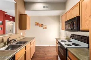 15601 N Hidden Valley Ln, Peoria, AZ 85382 - Photo 11