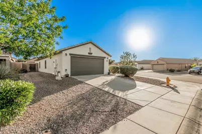 1027 W Desert Canyon Drive, San Tan Valley, AZ 85143 - Photo 5