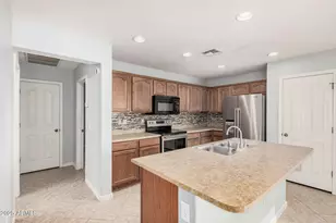 1027 W Desert Canyon Dr, San Tan Valley, AZ 85143 - Photo 13