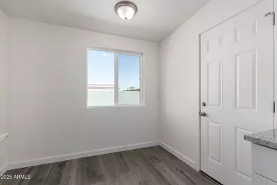 46 E Ivy Street, Mesa, AZ 85201 - Photo 9