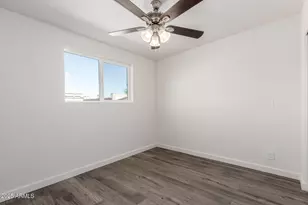 46 E Ivy St, Mesa, AZ 85201 - Photo 11