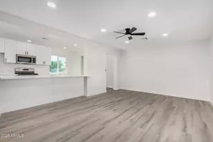 5706 W Sells Cir, Phoenix, AZ 85031 - Photo 5