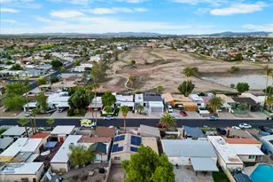 10519 W Heatherbrae Dr, Phoenix, AZ 85037 - Photo 17