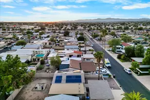 10519 W Heatherbrae Dr, Phoenix, AZ 85037 - Photo 15