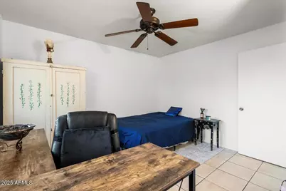 10519 W Heatherbrae Drive, Phoenix, AZ 85037 - Photo 27