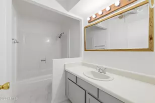 10519 W Heatherbrae Dr, Phoenix, AZ 85037 - Photo 39