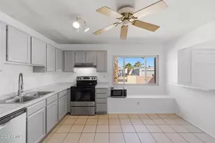 10519 W Heatherbrae Dr, Phoenix, AZ 85037 - Photo 37