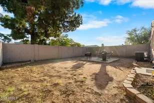 10519 W Heatherbrae Dr, Phoenix, AZ 85037 - Photo 31