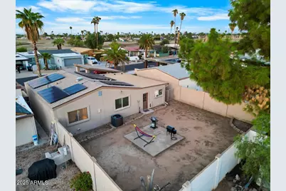 10519 W Heatherbrae Drive, Phoenix, AZ 85037 - Photo 33