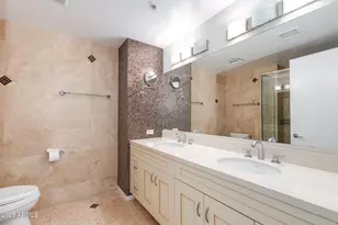 7167 E Rancho Vista Dr, Scottsdale, AZ 85251 - Photo 19