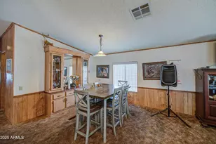 2844 E Oraibi Dr, Phoenix, AZ 85050 - Photo 11