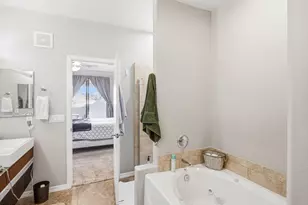 11011 N Zephyr Dr, Fountain Hills, AZ 85268 - Photo 33