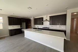 18027 W Larkspur Dr, Goodyear, AZ 85338 - Photo 5