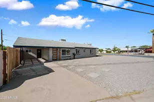 3347 E Palm Ln, Phoenix, AZ 85008 - Photo 1