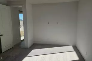 15567 W Hackamore Dr, Surprise, AZ 85387 - Photo 7