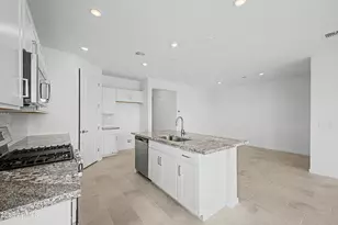 15567 W Hackamore Dr, Surprise, AZ 85387 - Photo 19