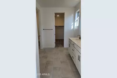 15567 W Hackamore Drive, Surprise, AZ 85387 - Photo 9