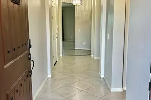 927 S Soho Ln S, Chandler, AZ 85225 - Photo 3