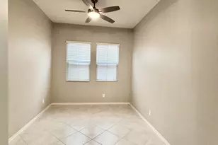 927 S Soho Ln S, Chandler, AZ 85225 - Photo 7