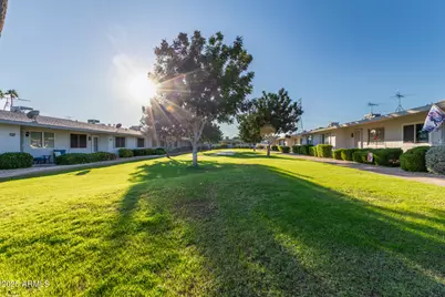 13822 N Newcastle Drive, Sun City, AZ 85351 - Photo 9