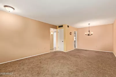 13822 N Newcastle Drive, Sun City, AZ 85351 - Photo 11