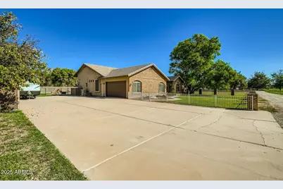 21231 S 140th Street, Chandler, AZ 85286 - Photo 3