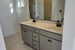 15551 W Hackamore Dr, Surprise, AZ 85387 - Photo 5