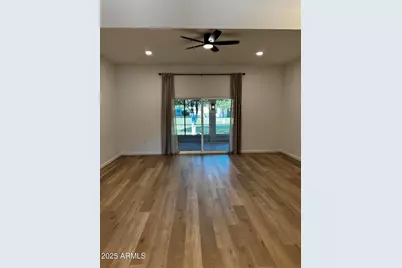 10318 W Manzanita Drive, Sun City, AZ 85373 - Photo 13