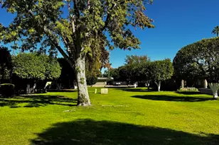 10318 W Manzanita Dr, Sun City, AZ 85373 - Photo 9