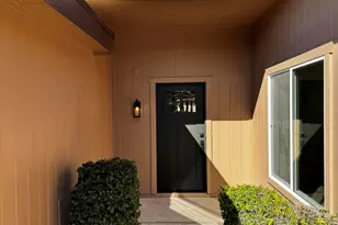 10318 W Manzanita Dr, Sun City, AZ 85373 - Photo 5